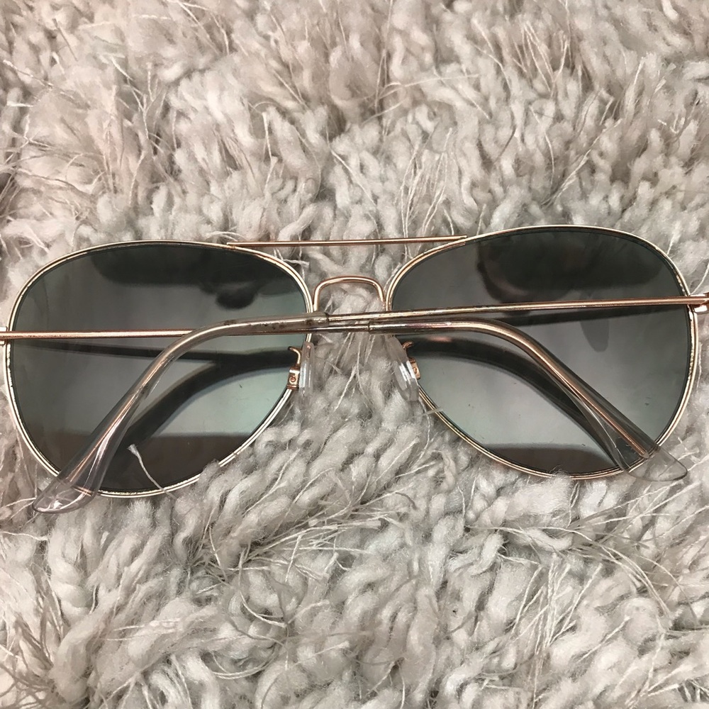 Mirrored Sunglass bundle - Picture 6 of 16